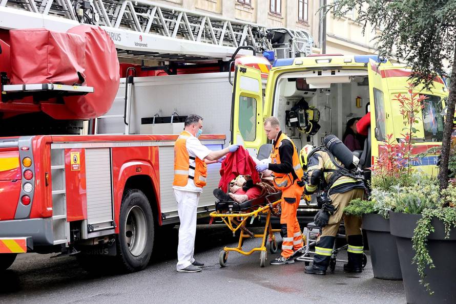Zagreb: Požar stana u Vlaškoj