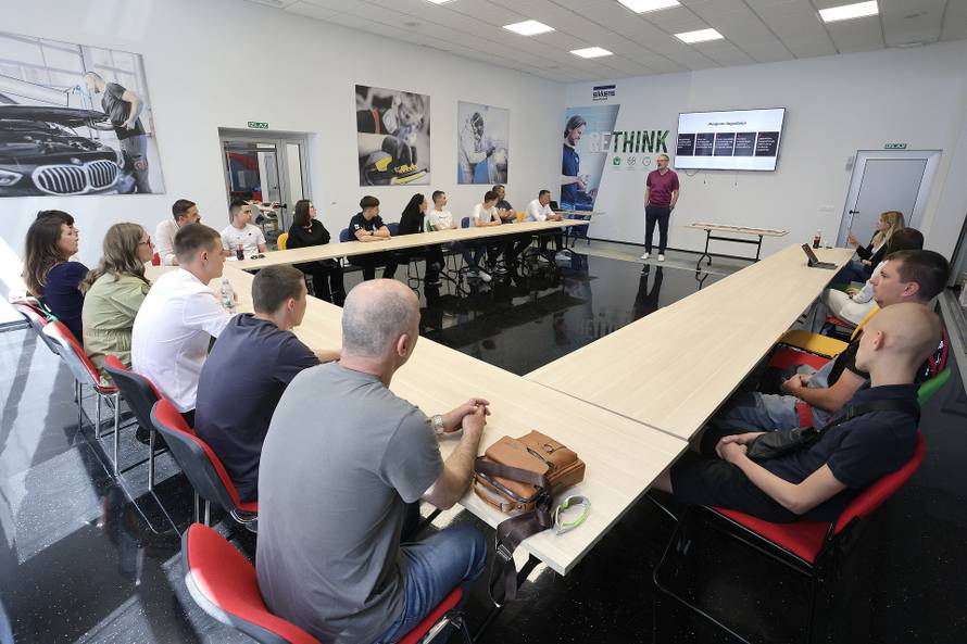 Mladim autolimarima uručene stipendije AutoZubak Edu akademije