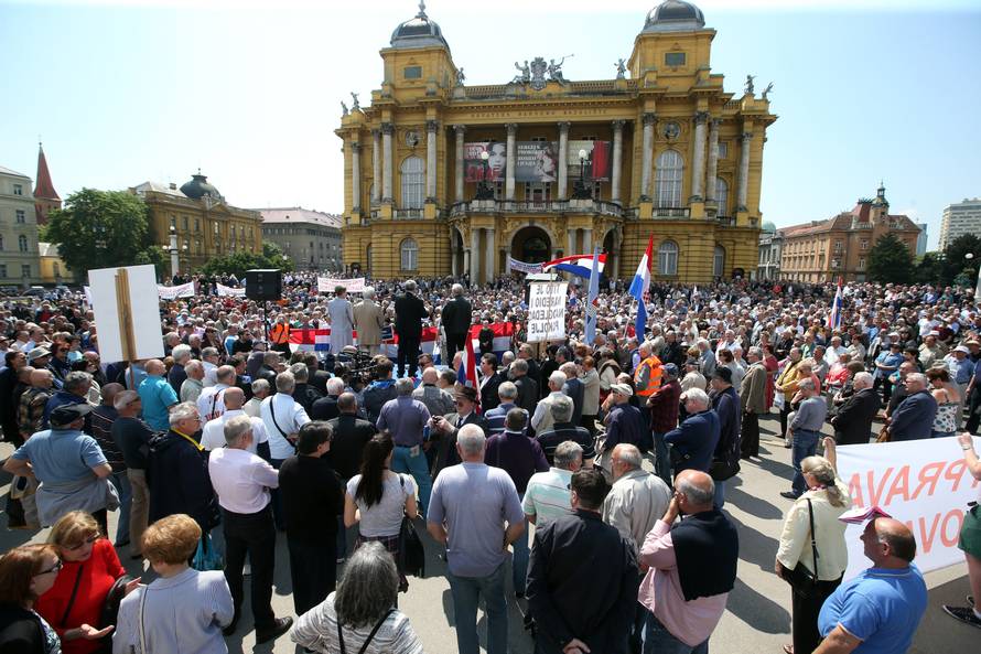 Već 10. put: 'Trg maršala Tita preimenujte u Kazališni trg'