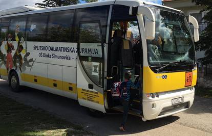 'Ravnateljica će dozvoliti': Nikola ipak otišao školskim autobusom na nastavu!