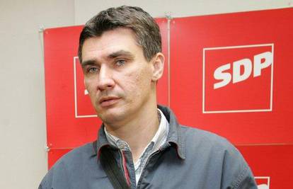 SDP na Tuđmanov grob stavio vijenac prije HDZ-a