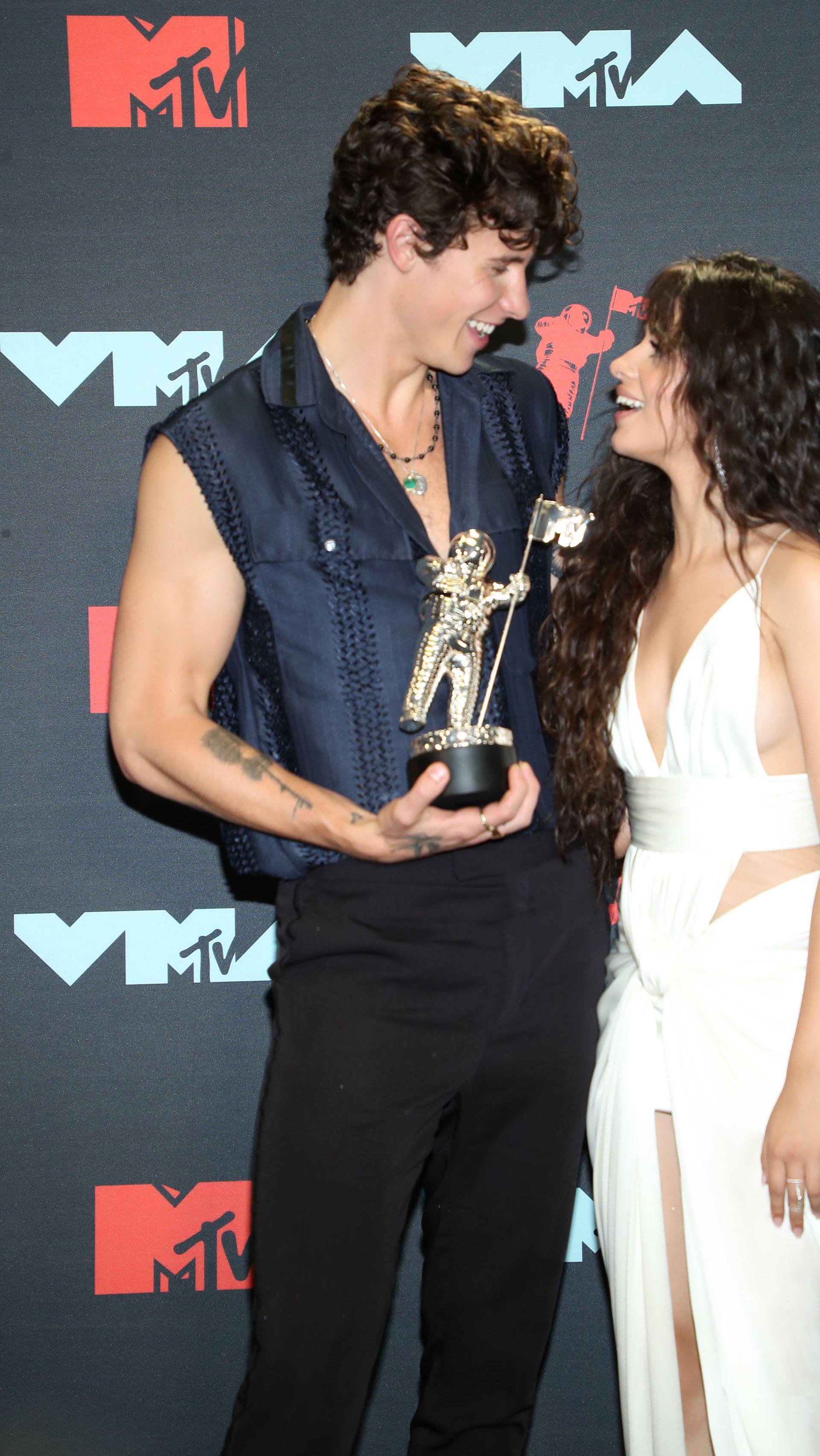 New Jersey: Dobitnici MTV-jevih glazbenih nagrada VMA
