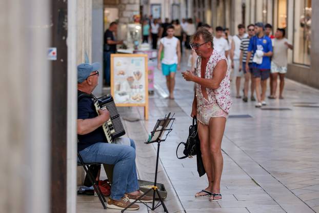 Zadar: Jadranko Ključanin u šetnji gradom