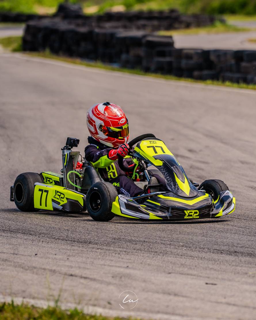 Hrvatski karting dobiva novu zvijezdu: Ivan Janičijević (11) oduševljava rezultatima...