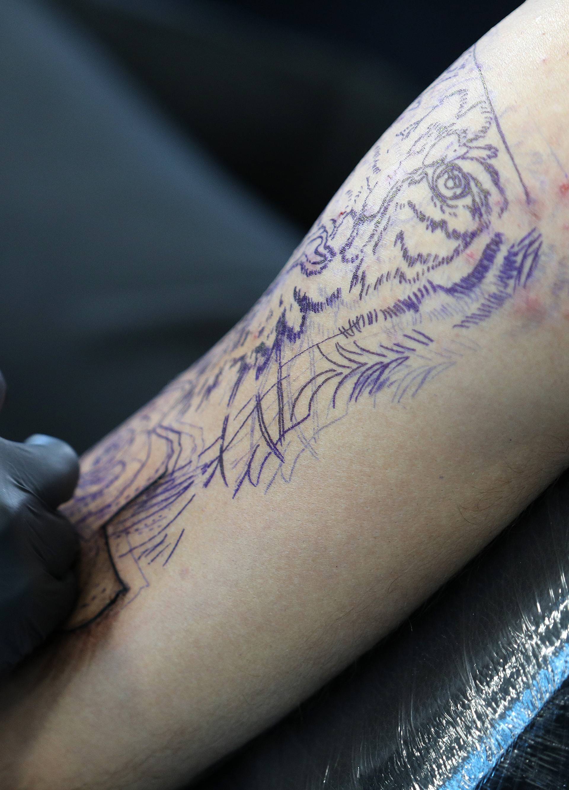 Bore se za najbolju tetovažu: 'Žene daleko bolje podnose bol'