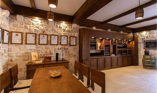 ŽIR: Rustikalni namještaj od slavonskog hrasta