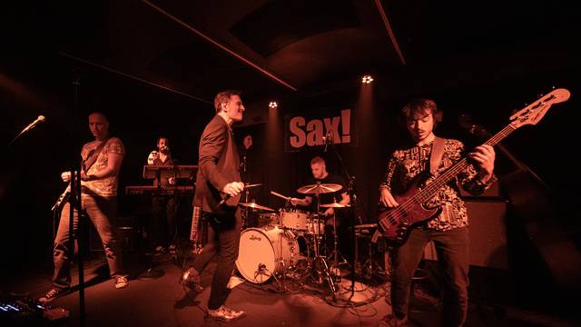 Zagreb: Koncert benda Pips, Chips & Videoclips u klubu Sax