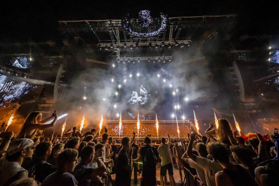 Split - DJ-a Alesso