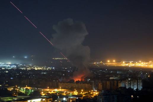 VIDEO Bijela ku&cacute;a objavila animaciju udara na Iran u stilu videoigre: Nepora&zcaron;eni!