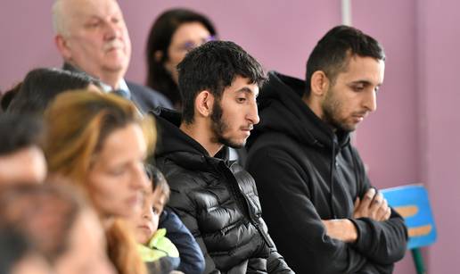 FOTO Tuga u Međimurju: Brojni građani stigli na komemoraciju za djecu poginulu u požaru