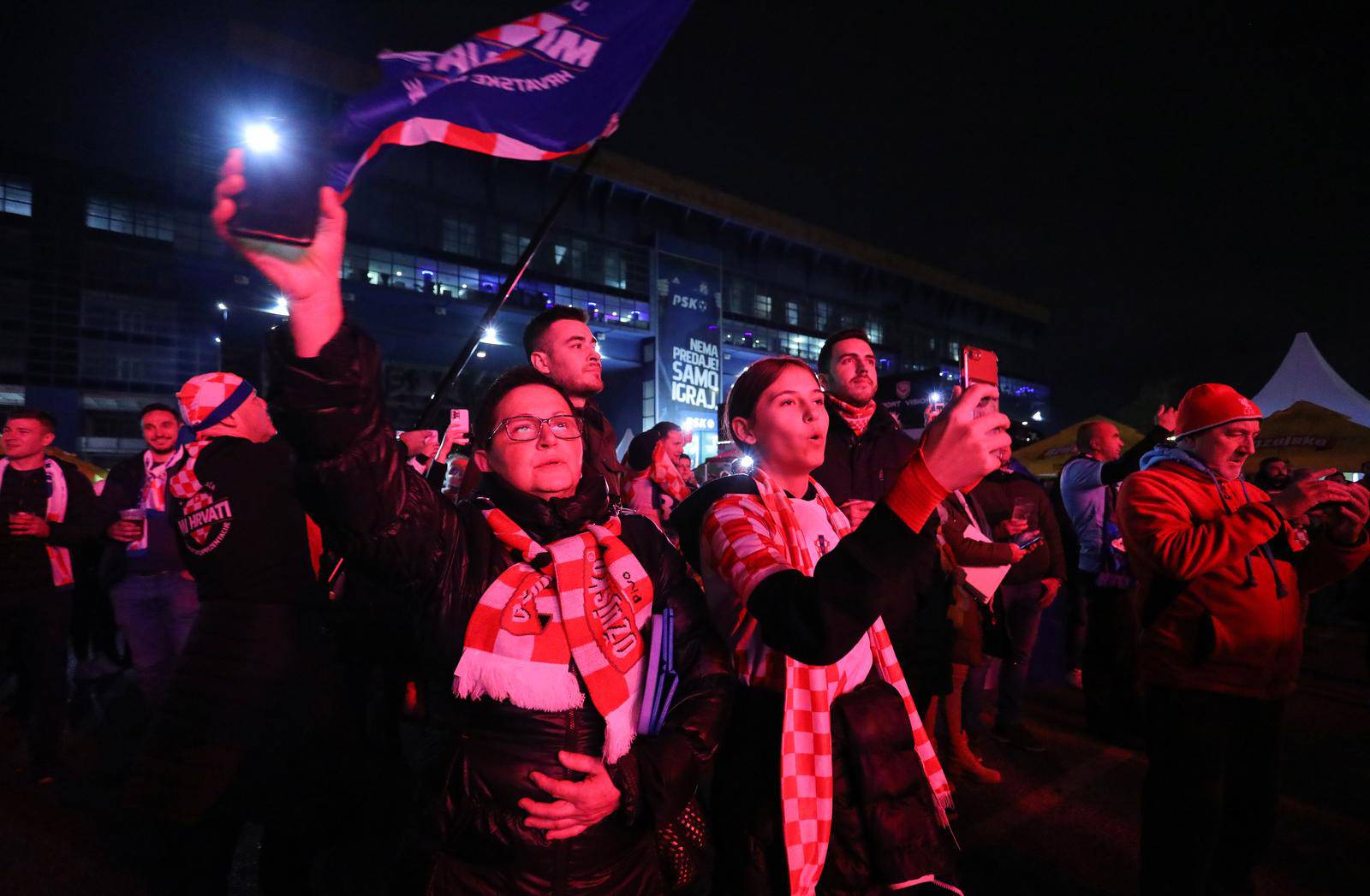 Zagreb: Fan zona kod stadiona u Maksimiru uz zabavni sadržaj uoči utakmice Hrvatska - Armenija