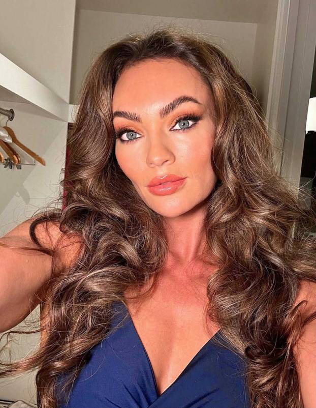 FOTO S 40 godina otkrila sve! 'Cijeli život sam skrivala svoje tijelo, ali sad više ne'