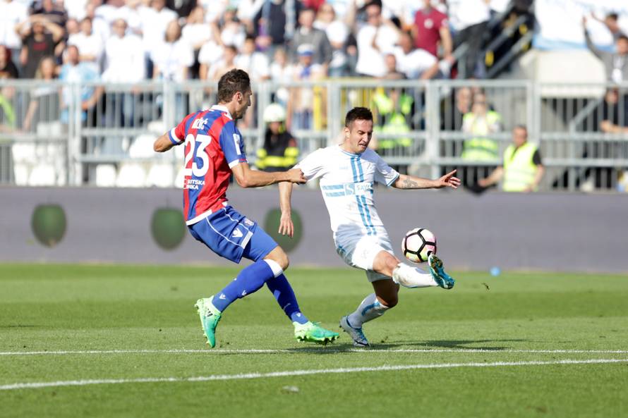 Šampionska Rijeka pobijedila je Hajduk i juri po povijesnu titulu