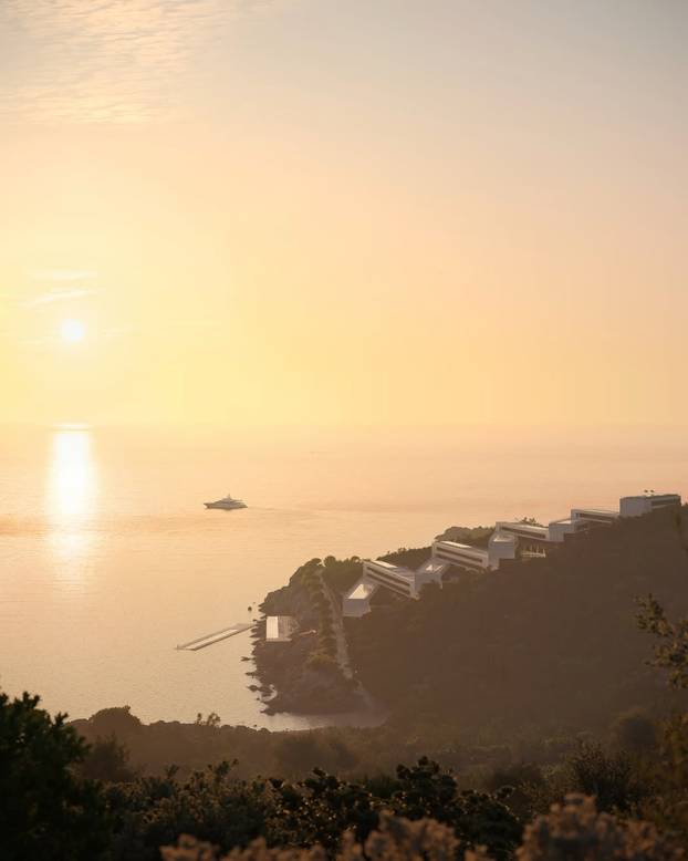 FOTO Luksuz kakav još niste vidjeli: Biste li odsjeli u ovom cik-cak resortu u Albaniji?