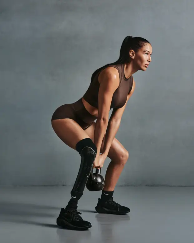 FOTO Oblikuje tijelo i podržava obline: Kim Kardashian i Nike imaju kolekciju za vježbanje