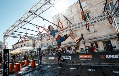 Spartan spektakl opet je osvojio Hvar: Mlada Amerikanka (13) zasjala u olimpijskoj disciplini