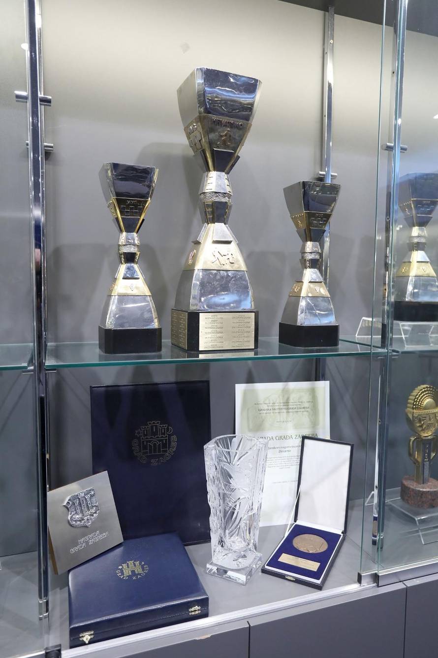 Dinamo uredio trofejnu dvoranu s najvećim utakmicama ikad: Pobijedili smo i Real i Barcelonu