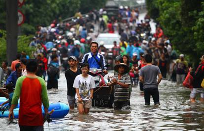 Glavni grad Indonezije Jakarta svake godine potone za 25 cm