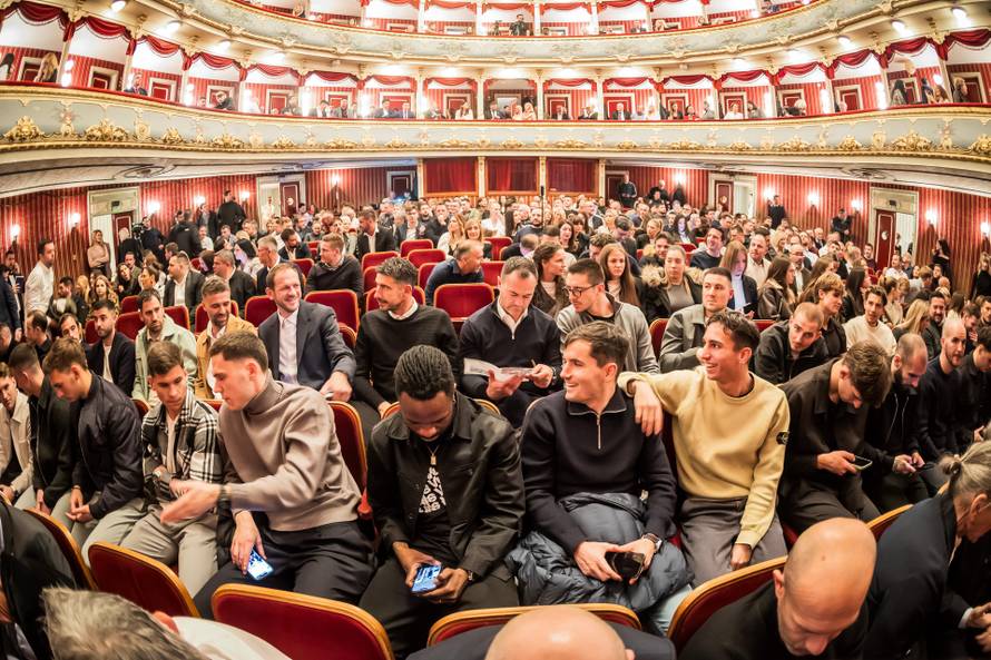 Split: Poznati na pretpremijeri operet "Kraljica lopte"