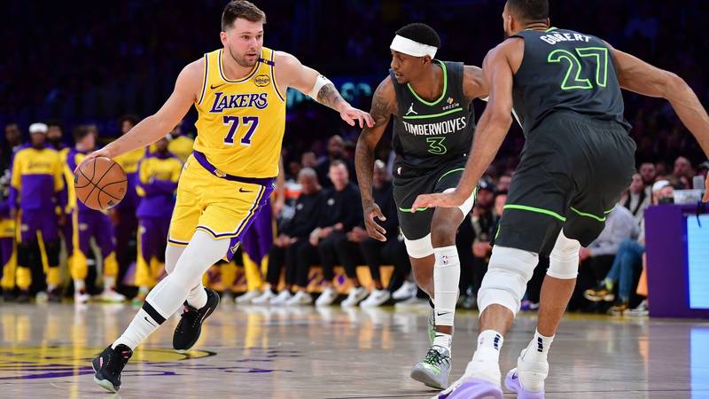 Lakersi ispali iz doigravanja! 15 2025 05 01t033208z 1016203263 mt1usatoday26057670 rtrmadp 3 nba playoffs minnesota timberwolves at los angeles lakers