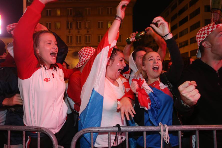 Idemo u finale! Ludnica na ulicama, cijela Hrvatska gori
