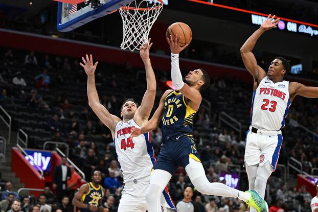 NBA: Indiana Pacers at Detroit Pistons