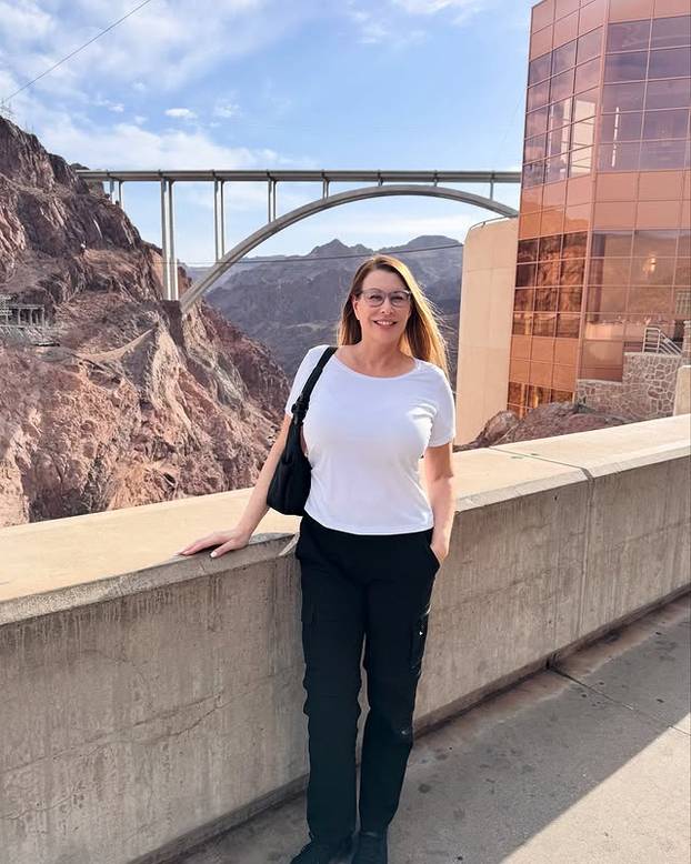 FOTO Bujna i iskusna: S 18 su mi govorili da sam debela, a s 58 godina sam 'bomba'