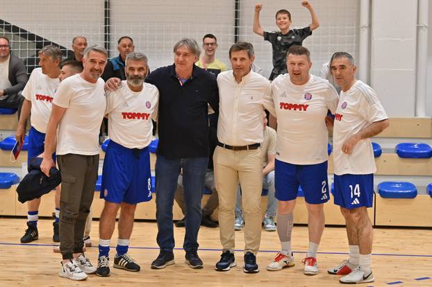 Makarska: Donatorska utakmica veterana Hajduk - Dinamo za Mladena Bartolovića