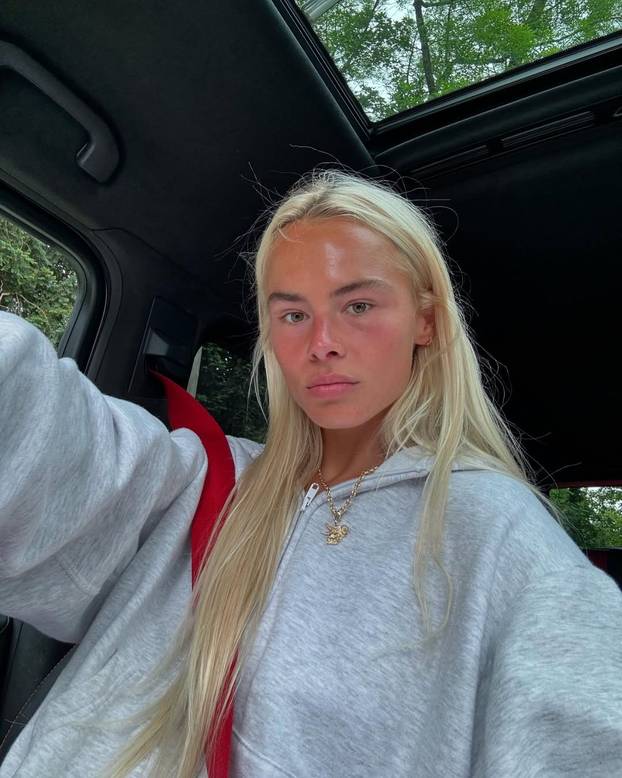 FOTO Slavni nogometaš ostavio suprugu zbog čudnih sklonosti