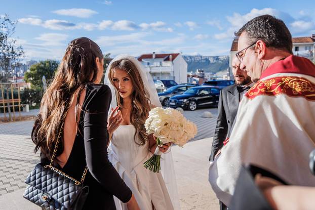 Split: Vjenčanje Hajdukovog nogometaša Anthonyja Kalika i Ivone Glavaš