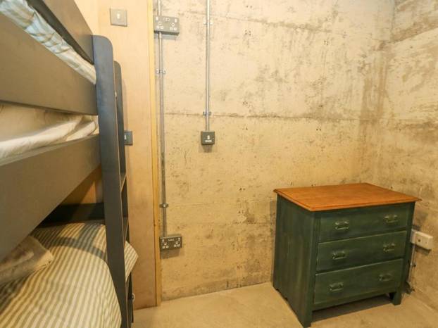 FOTO Od vojarne do top destinacije: Pogledajte kako je ratni bunker postao dom za odmor