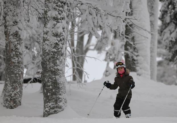 Zagreb: Započela skijaška sezona na Sljemenu 