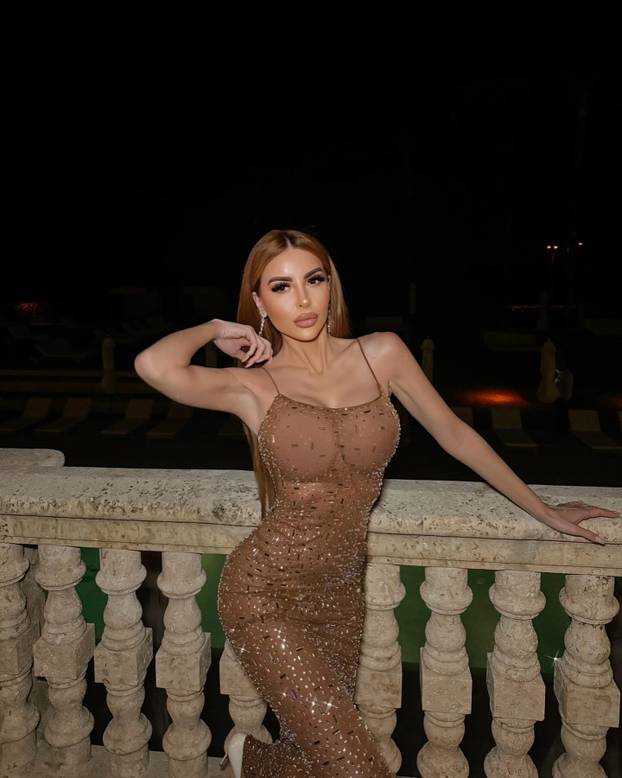 FOTO Zavela i Tottija i Mbappea. Sad mami poglede na terenima