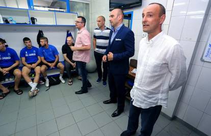 Bijelo-plavi predstavili trenera: Dražen Besek preuzeo Osijek