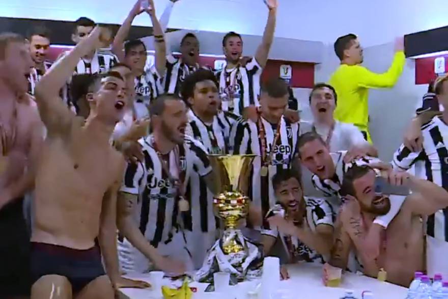 Juventus slavi trofej kupa