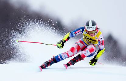 Zrinka Ljutić  sedma nakon prve slalomske vožnje u Francuskoj! Popović ulazi u drugu vožnju
