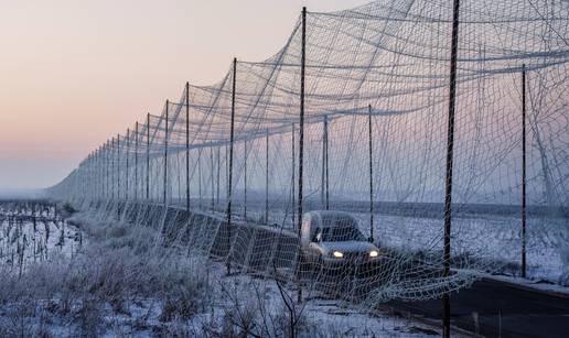 FOTO Ovako izgledaju ulice u Ukrajini: 'Jedino ispod mre&zcaron;e mo&zcaron;emo do&cacute;i do trgovine'