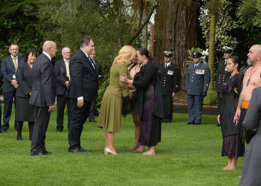 Oprezna na Facebooku: Kolinda i njen tim paze što objavljuju...