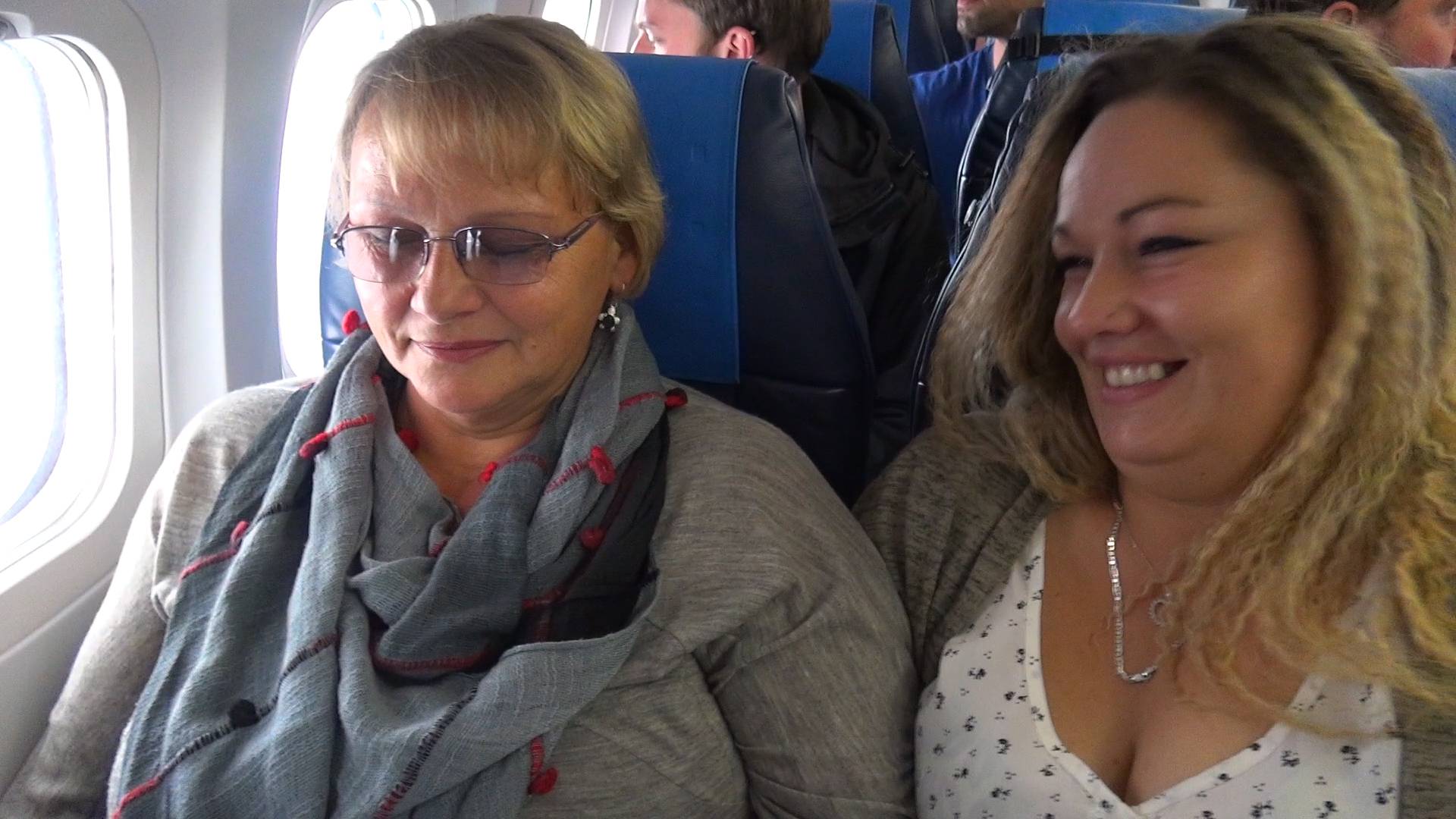 Strah, uzbuđenje i napetost: Kandidatkinje prvi put u avionu