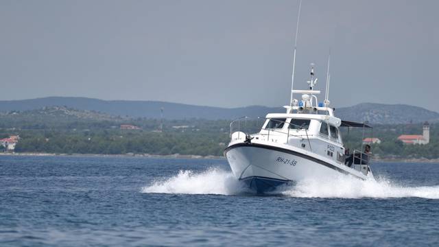 Šibenik: Ophodnja pomorske policije u šibenskom akvatoriju