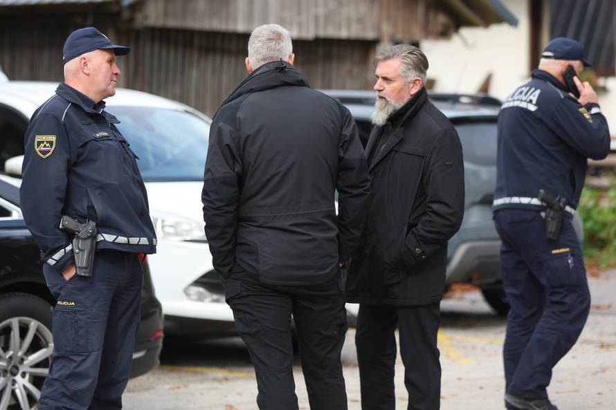 Traje potraga za hrvatskim planinarima u Sloveniji 