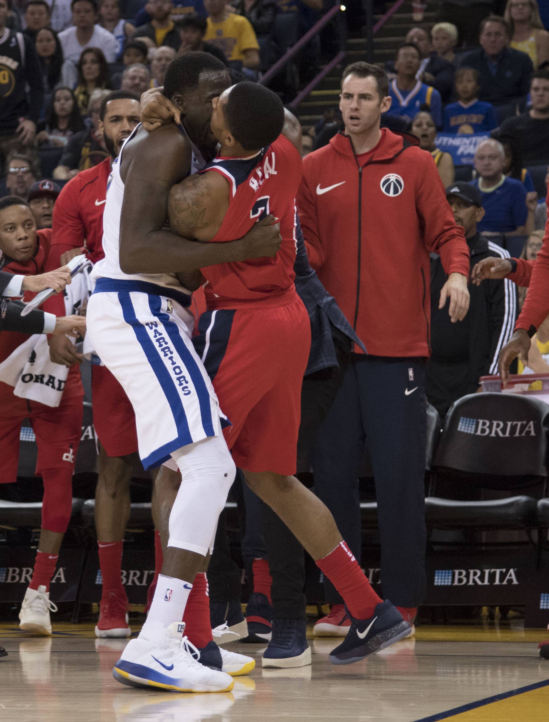 NBA: Washington Wizards at Golden State Warriors