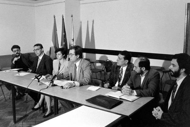 Zagreb: Koncerencija za medije Hrvatske socijalno liberalne stranke, 29.4.1991.