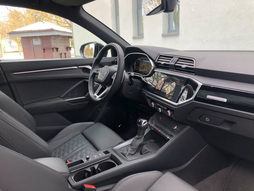 Audi RS Q3 Sportback na testu: Zvijer s pet cilindara i 400 KS