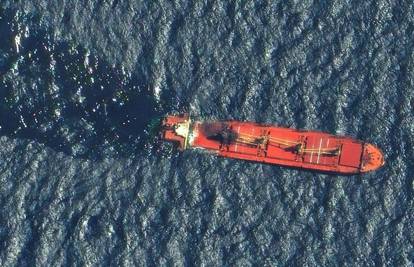 'Potopljeni brod pun gnojiva na bazi amonijaka je rizik za okoliš i pomorski promet'