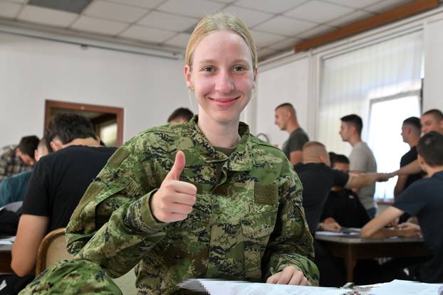 FOTO Pogledajte buduće vojnike i vojnikinje Hrvatske vojske
