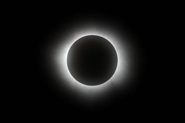 Total solar eclipse darkens parts of northern Mexico