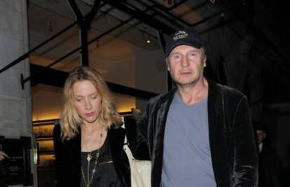 Liam Neeson ostavio djevojku da bi imao vremena za sinove