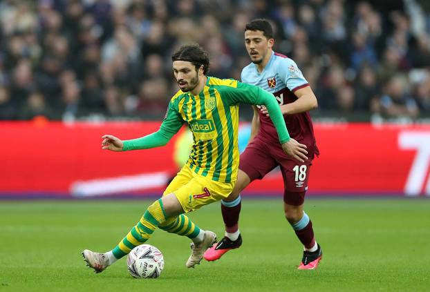 West Ham United v West Bromwich Albion - FA Cup - Fourth Round - London Stadium