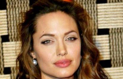 Angelina Jolie: Neću djeci dati da gledaju 'Beowulfa'